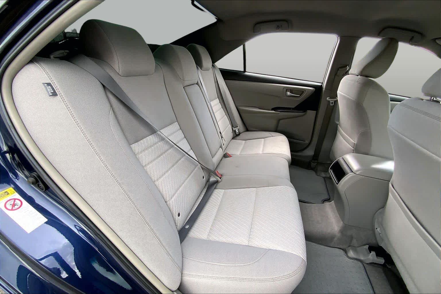 Used 2015 Parisian Night Pearl Toyota LE image 19
