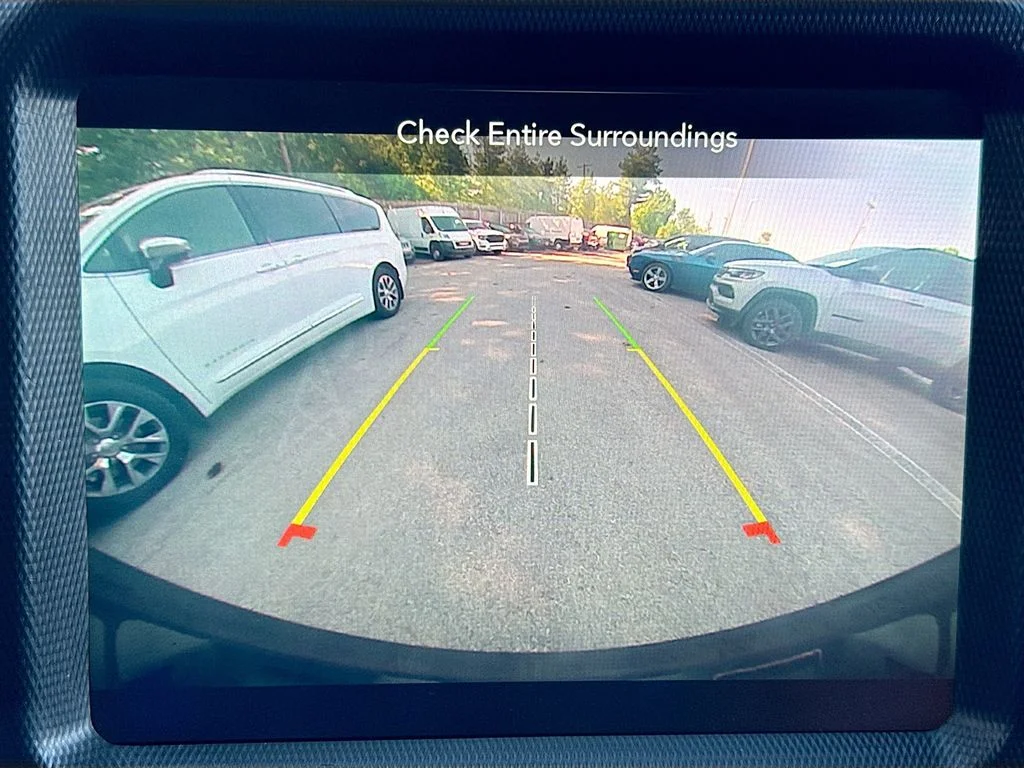 Used 2022 Bright White Clearcoat Jeep Unlimited Sahara image 14