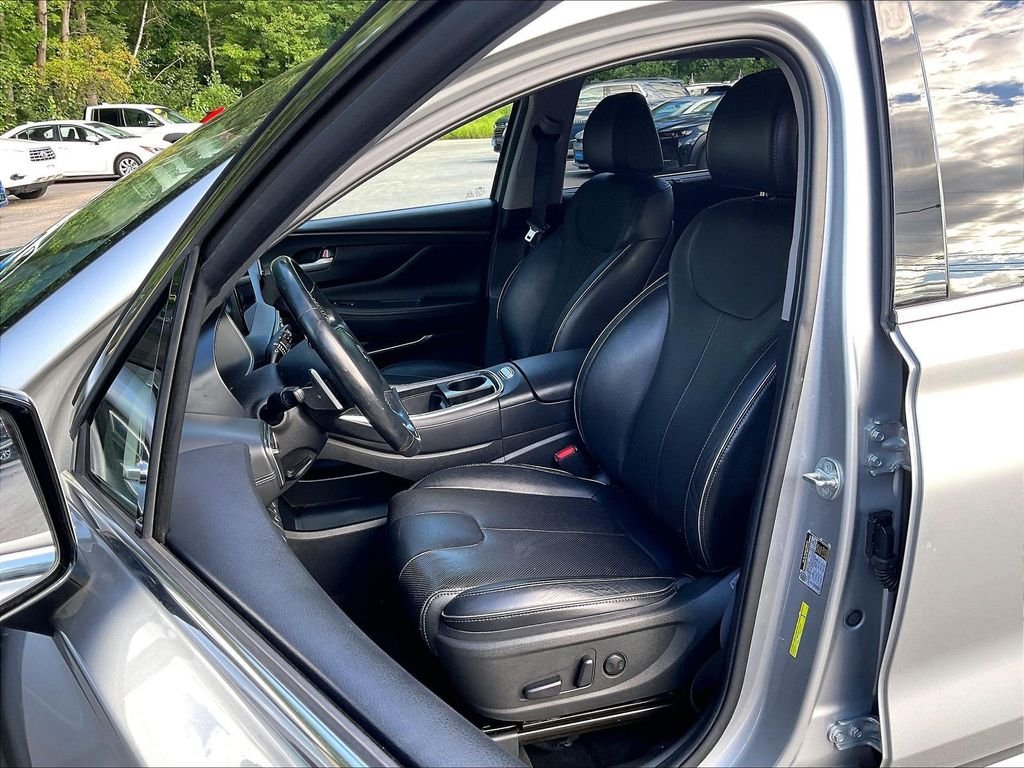 Used 2022 Silver Hyundai SEL image 10