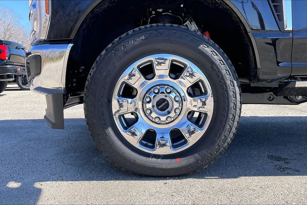 New 2026 Ford Super Duty F-250 King Ranch 4D Crew Cab