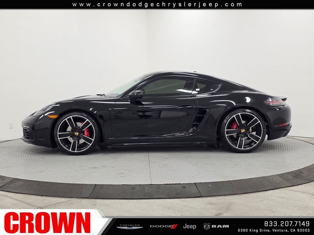 Used 2021  Porsche S image 4