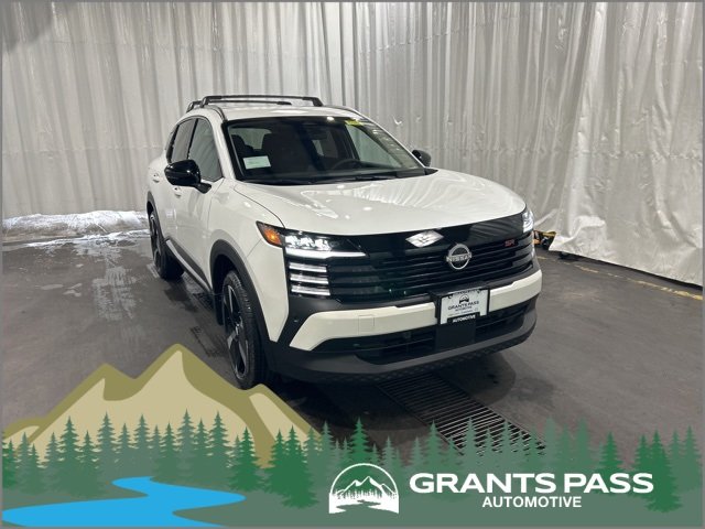 2026 Nissan KICKS SR AWD