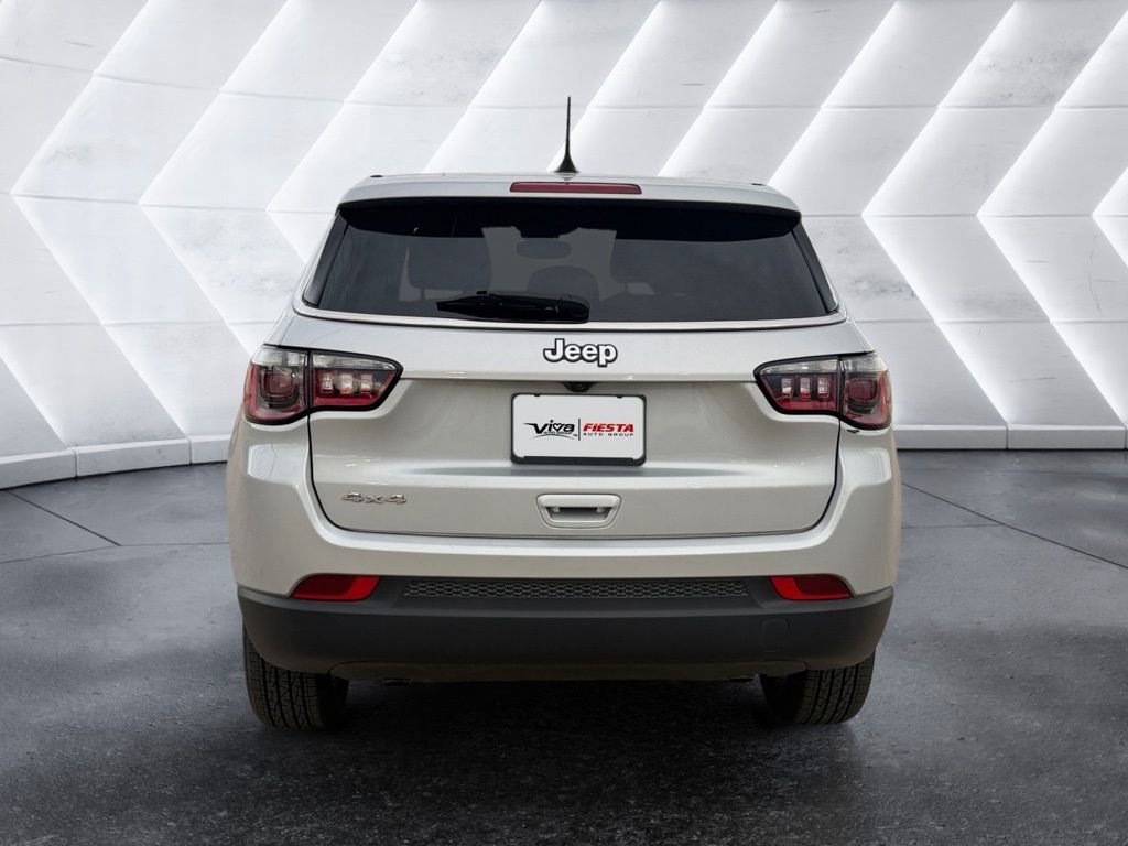 Used 2024 Silver Jeep Sport image 3