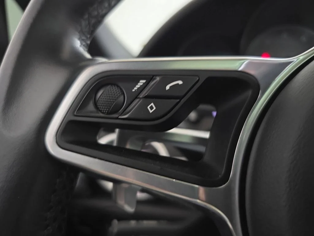Used 2017  Porsche S image 20