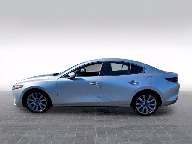 Used 2019 Silver Mazda Select image 4