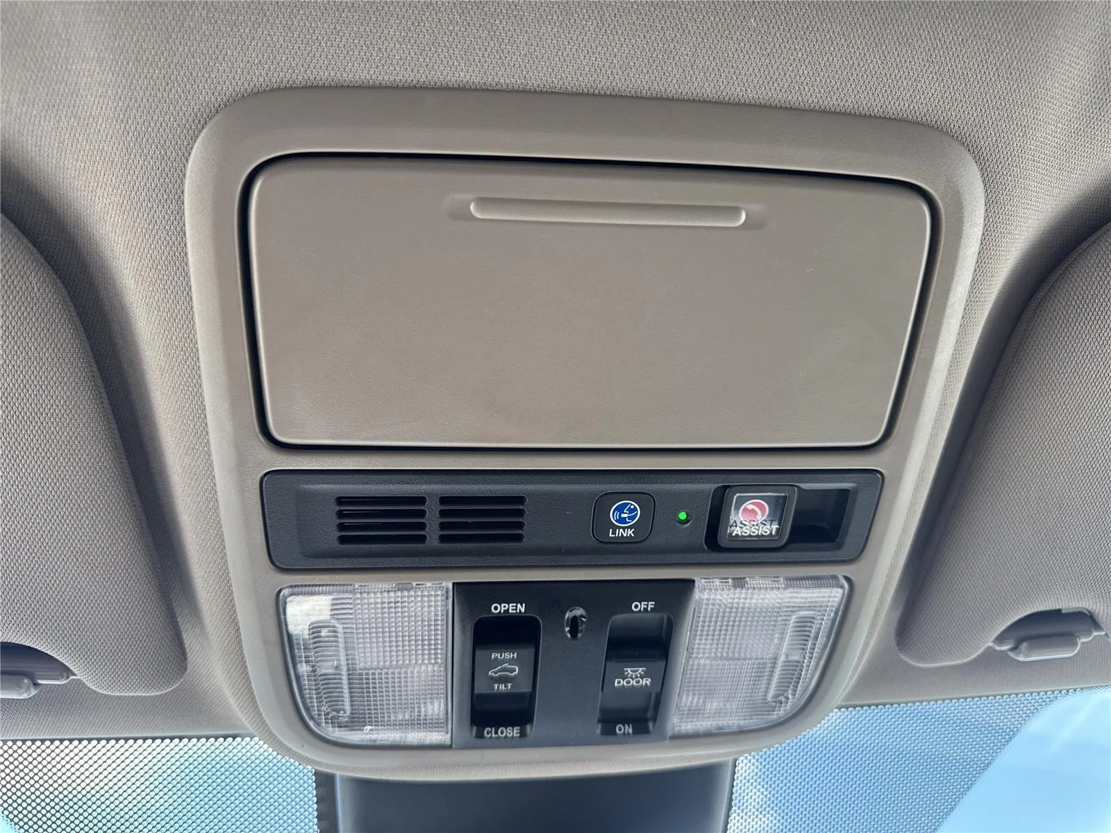 Used 2024 Radiant Red Metallic II Honda Touring image 29