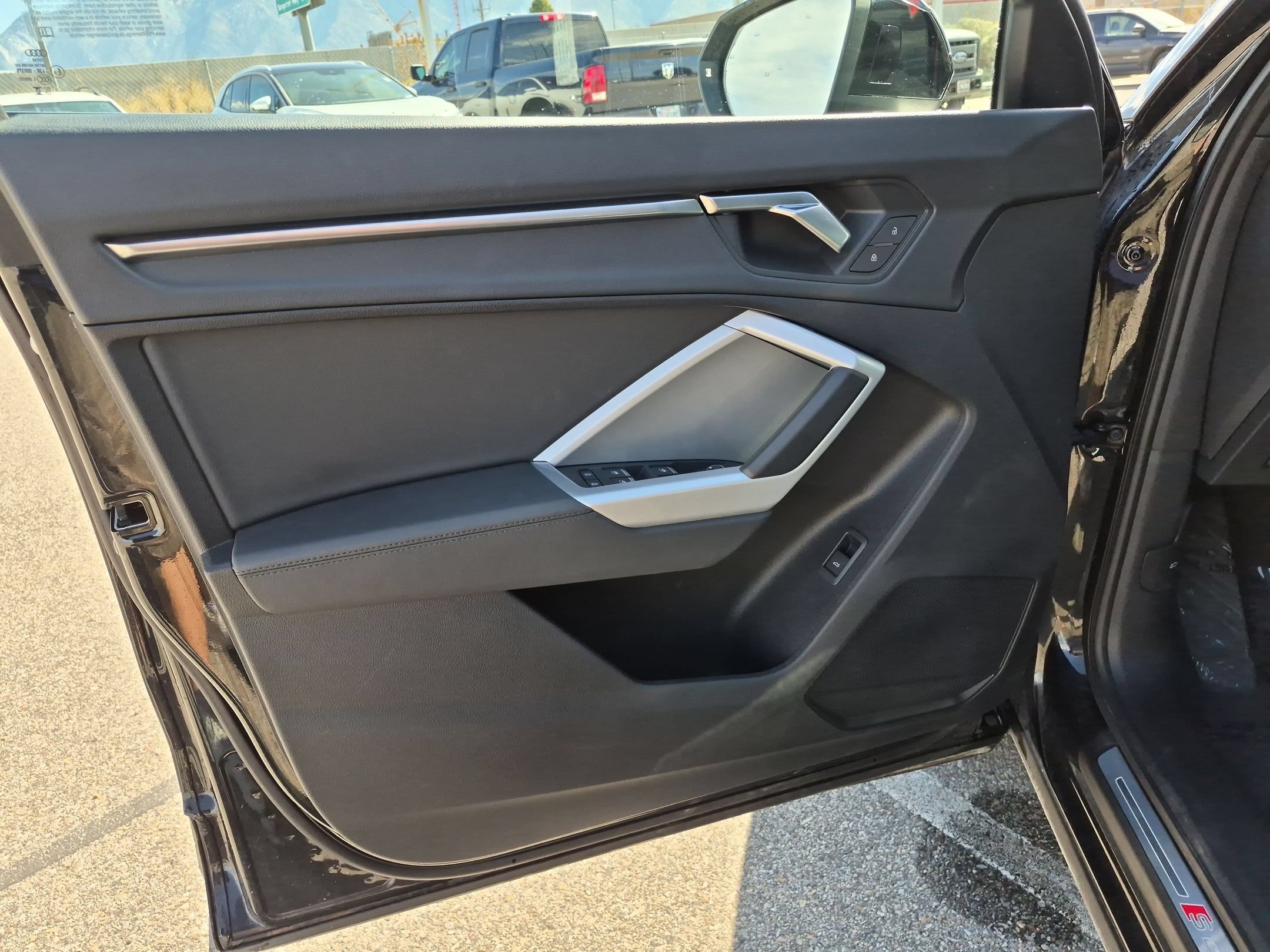Used 2025 Black Audi S line Premium image 12