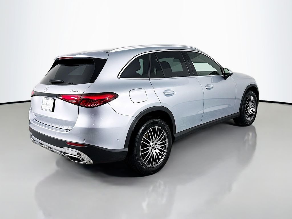 Used 2026 Silver Mercedes-Benz GLC 300 image 9