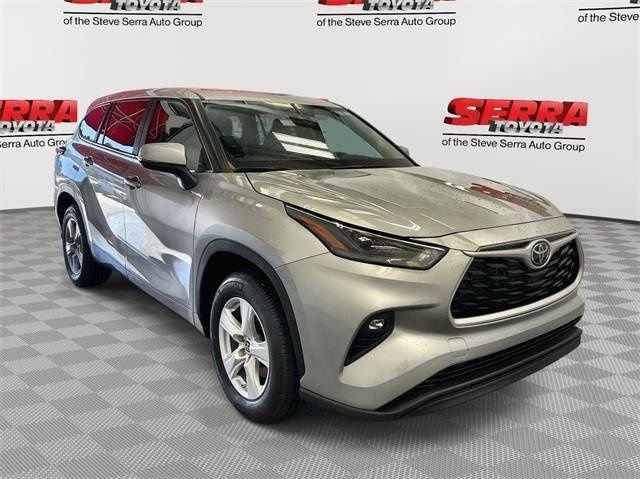 Used 2024 Silver Toyota LE image 1