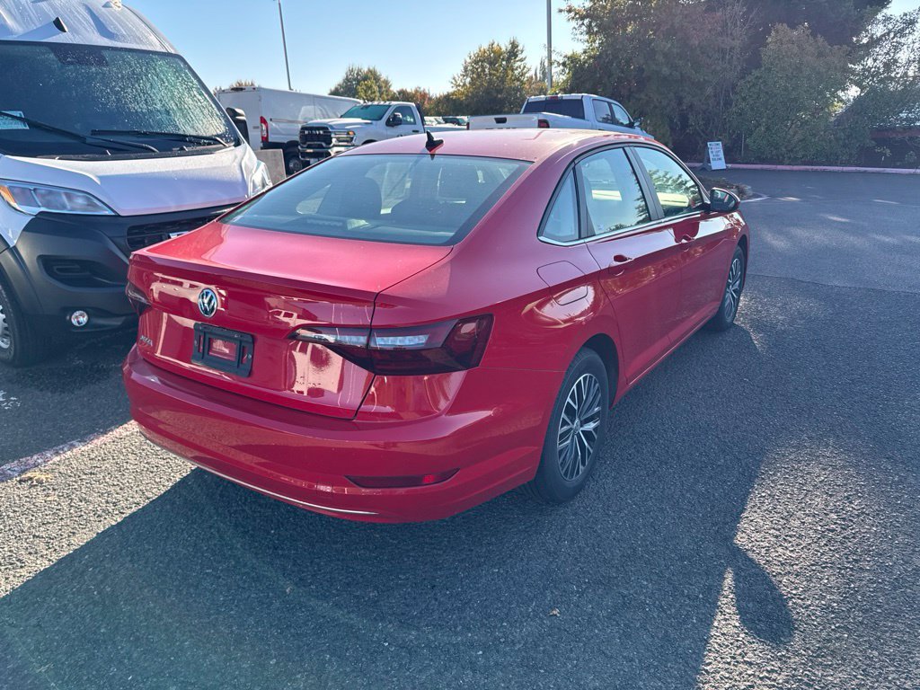 Used 2020 Tornado Red Volkswagen 1.4T SE image 8