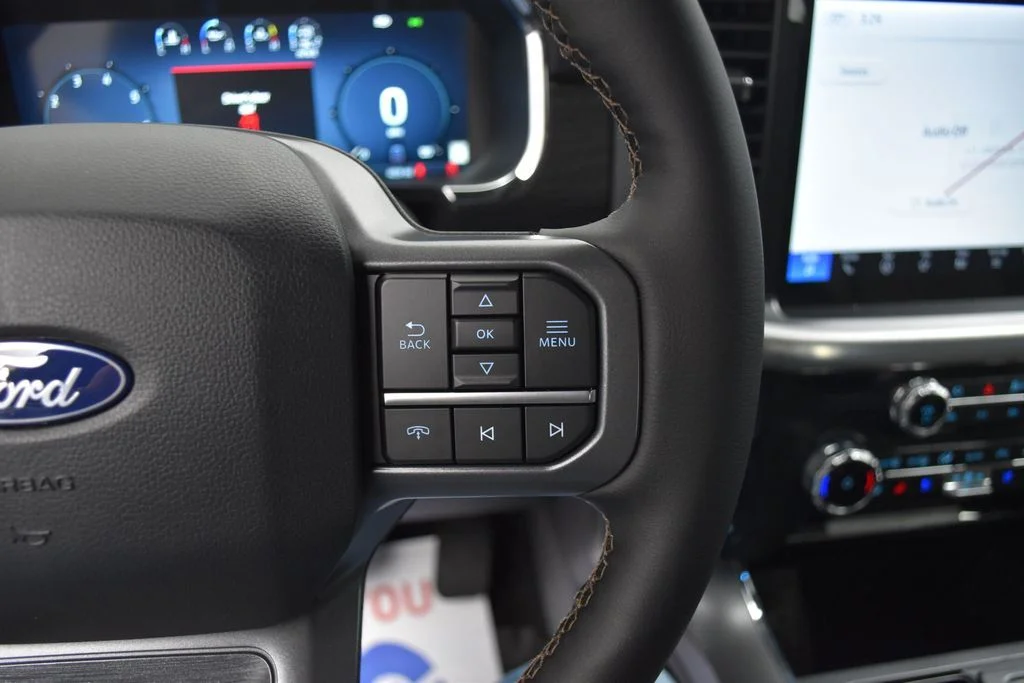 2025 Ford F-150 Lariat - Photo 8