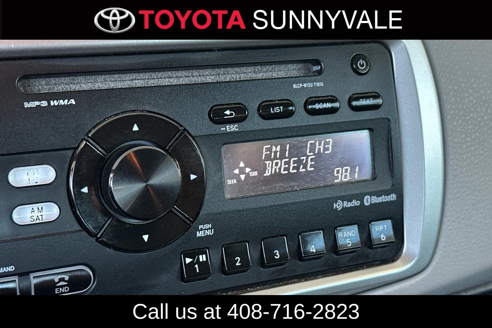 Used 2014 Silver Toyota L image 22