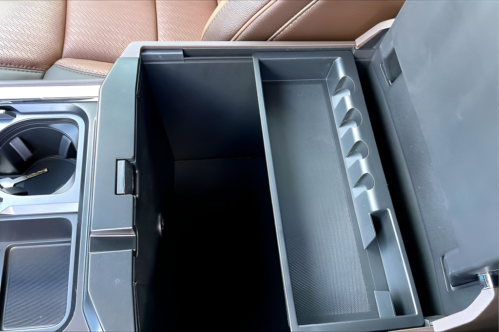 New 2026 Agate Black Metallic Ford King Ranch image 16