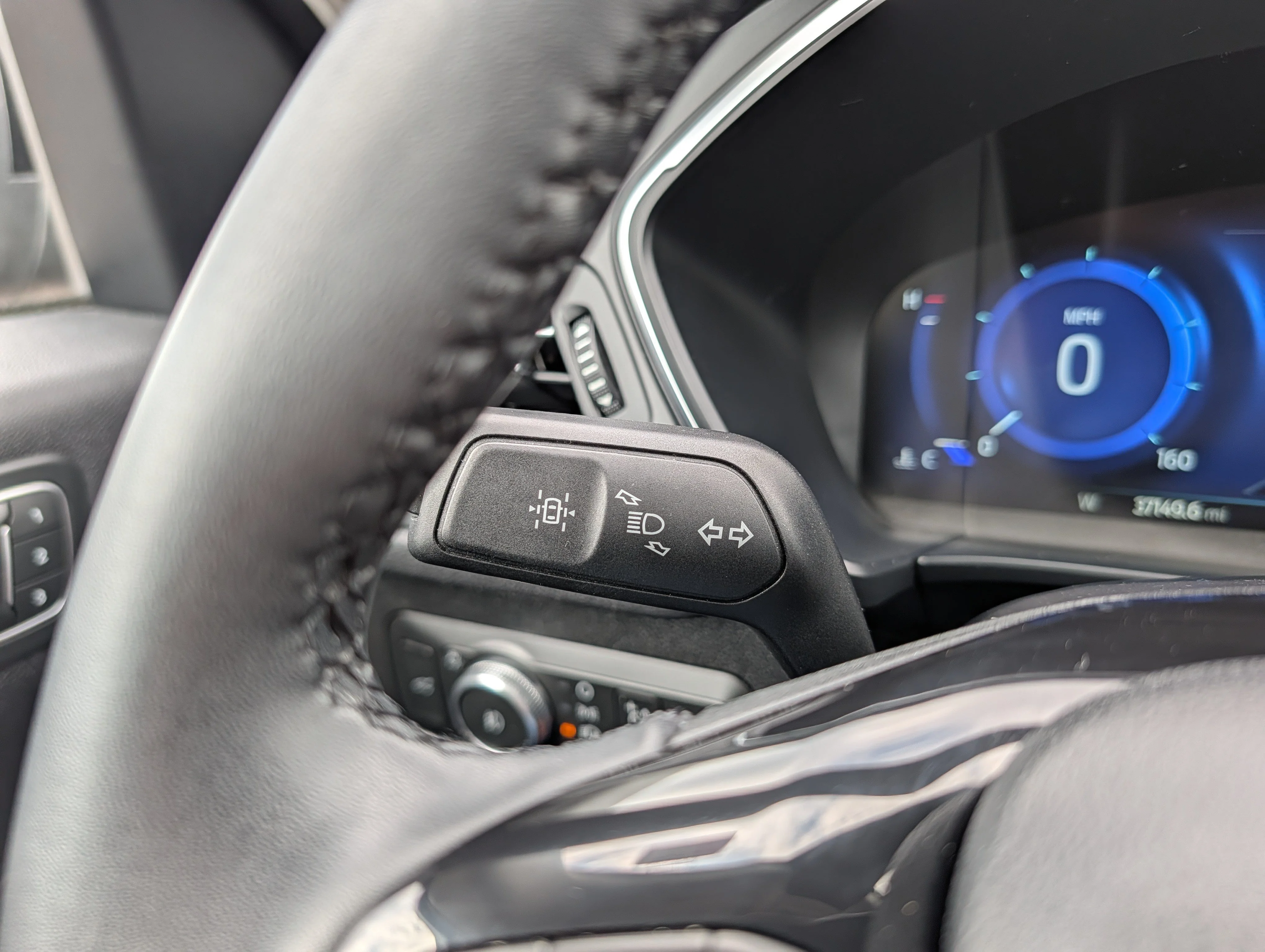 Used 2022 Agate Black Metallic Ford Titanium image 30