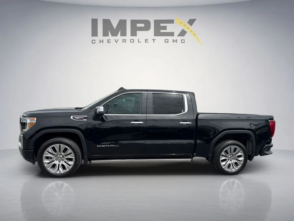 Used 2022 Black GMC Denali image 2