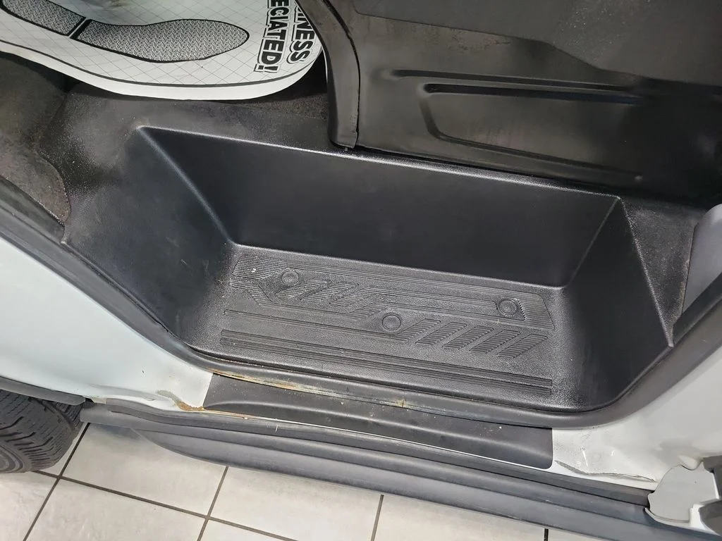 Used 2019 White Ford XLT image 17