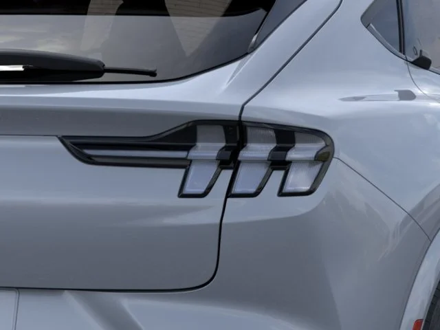 New 2026 Glacier Gray Metallic Tri-coat Ford Premium image 21