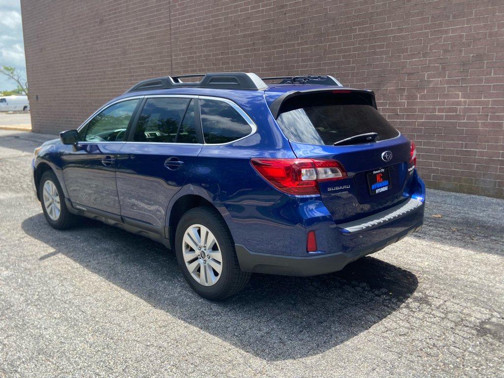 Used 2017 Lapis Blue Pearl Subaru Premium image 3