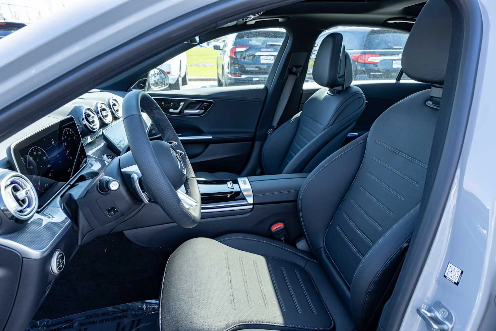 New 2026 MANUFAKTUR Alpine Grey Mercedes-Benz C 300 image 23