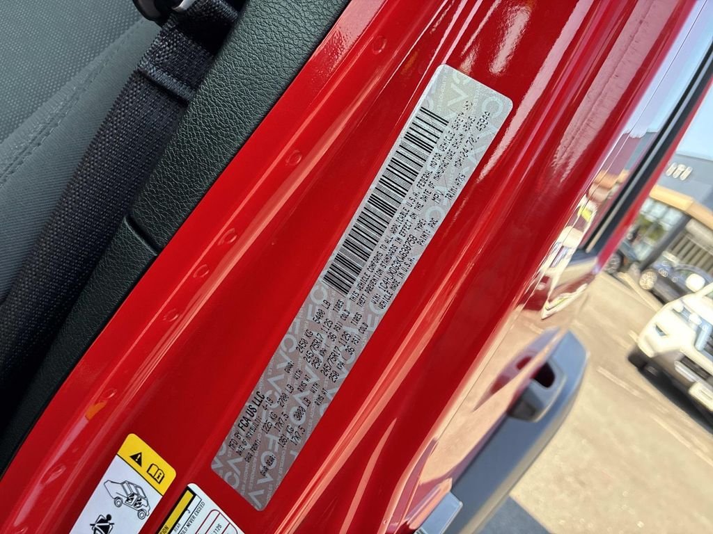 Used 2019 Red Jeep Unlimited Sport image 21