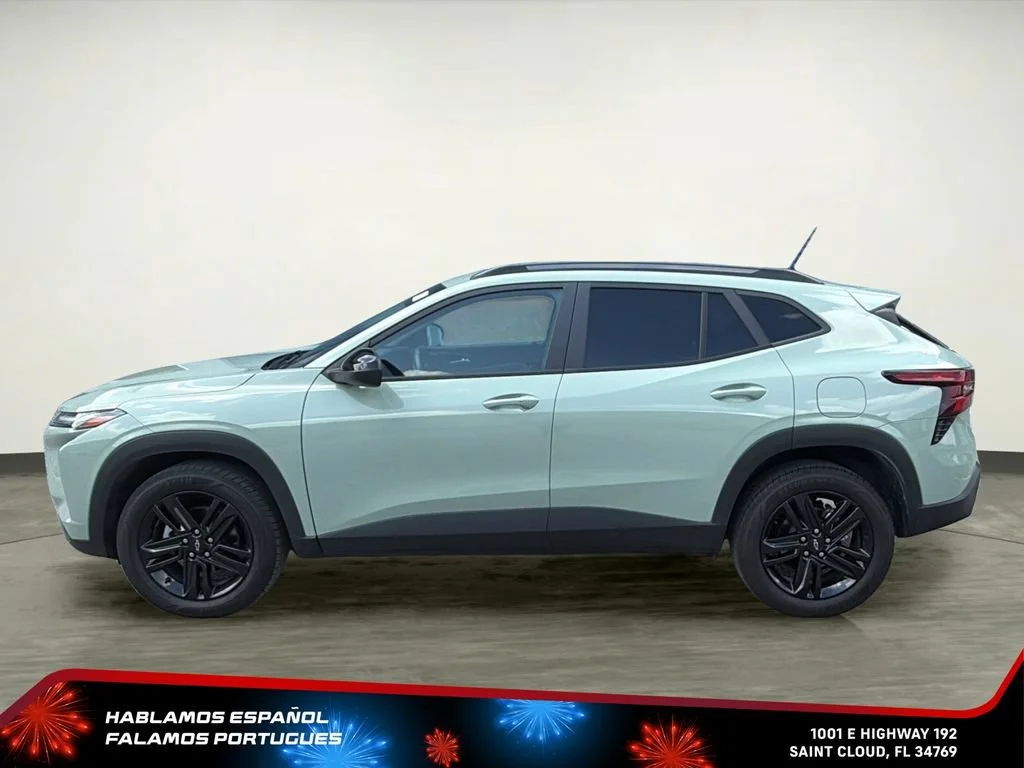 Used 2025 Cacti Green Chevrolet ACTIV image 3