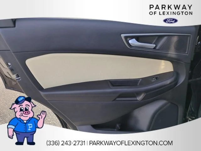 Used 2016 Black Ford SE image 26