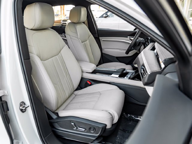 Used 2024 Glacier White Audi Prestige image 36