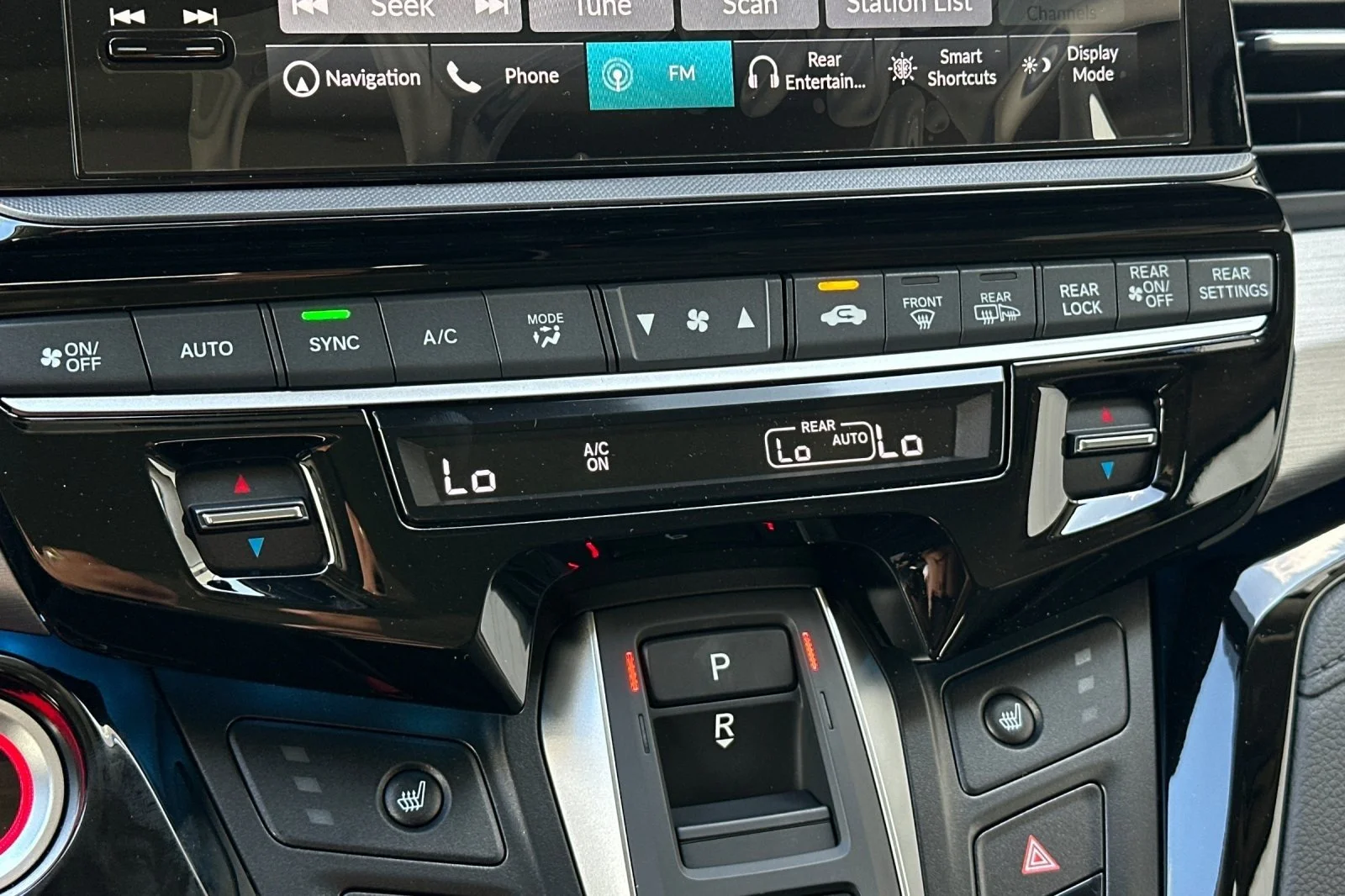New 2026 Sonic Gray Pearl Honda Touring image 22