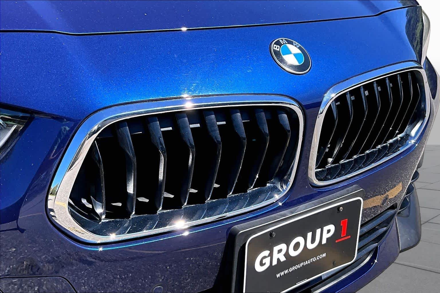 Used 2019 Mediterranean Blue Metallic BMW xDrive28i image 32