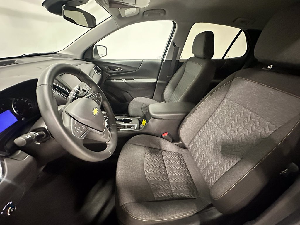 Used 2023 White Chevrolet LT image 3