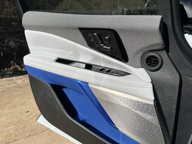 2027 Cadillac OPTIQ Luxury - Photo 27