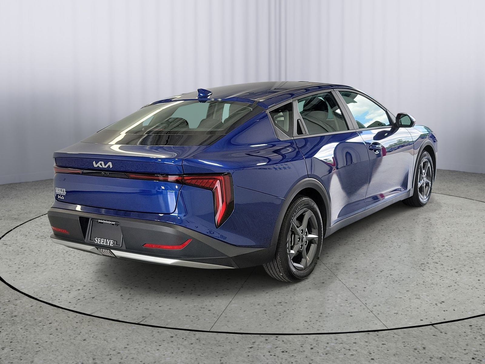 Certified Used 2025 Blue Kia LXS image 4