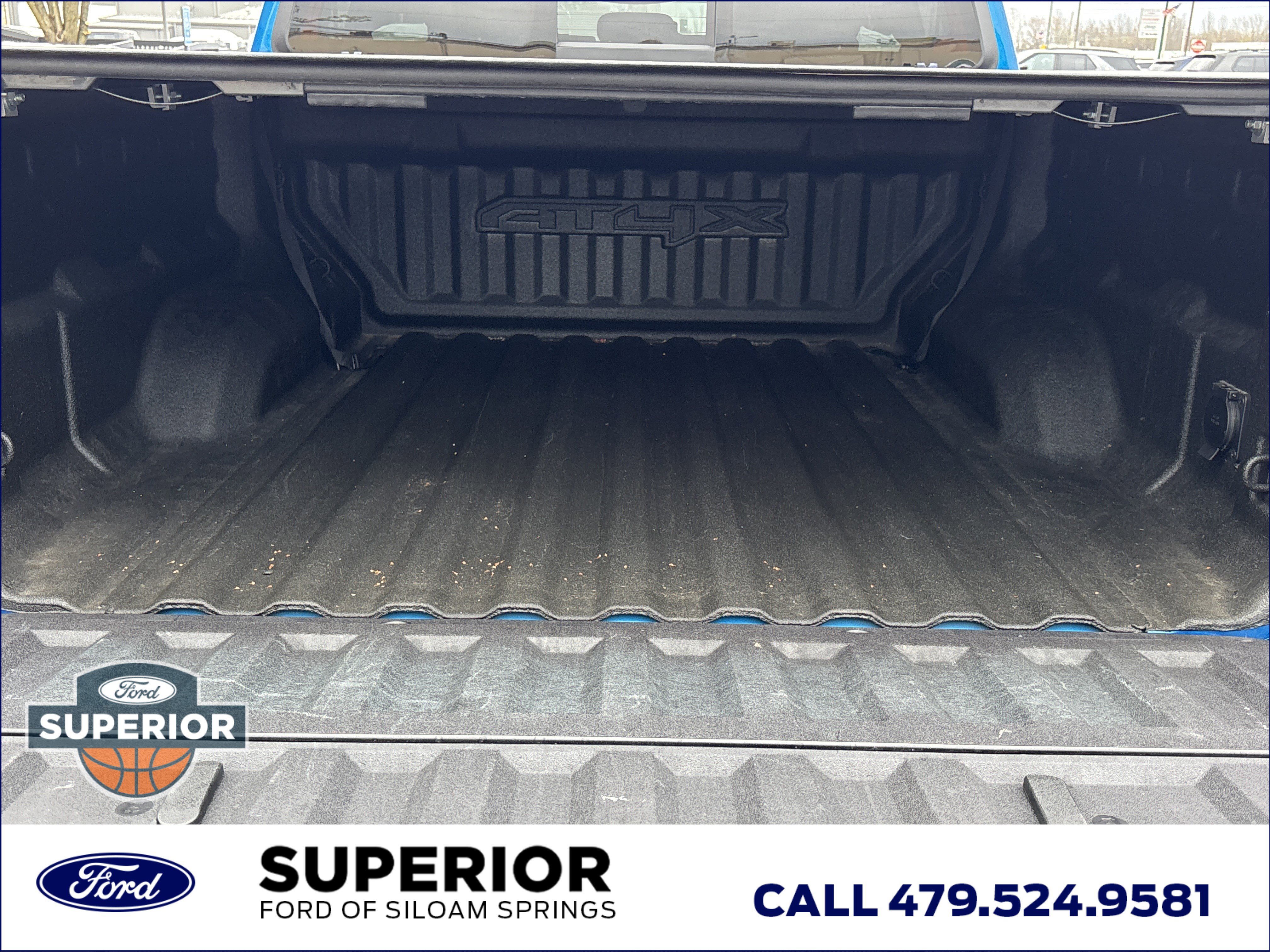 2024 GMC Canyon AT4X - Photo 9