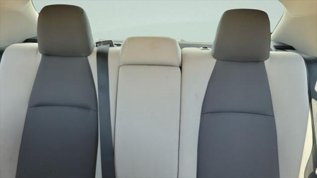 Certified Used 2025 SILVER ME. Toyota  image 10
