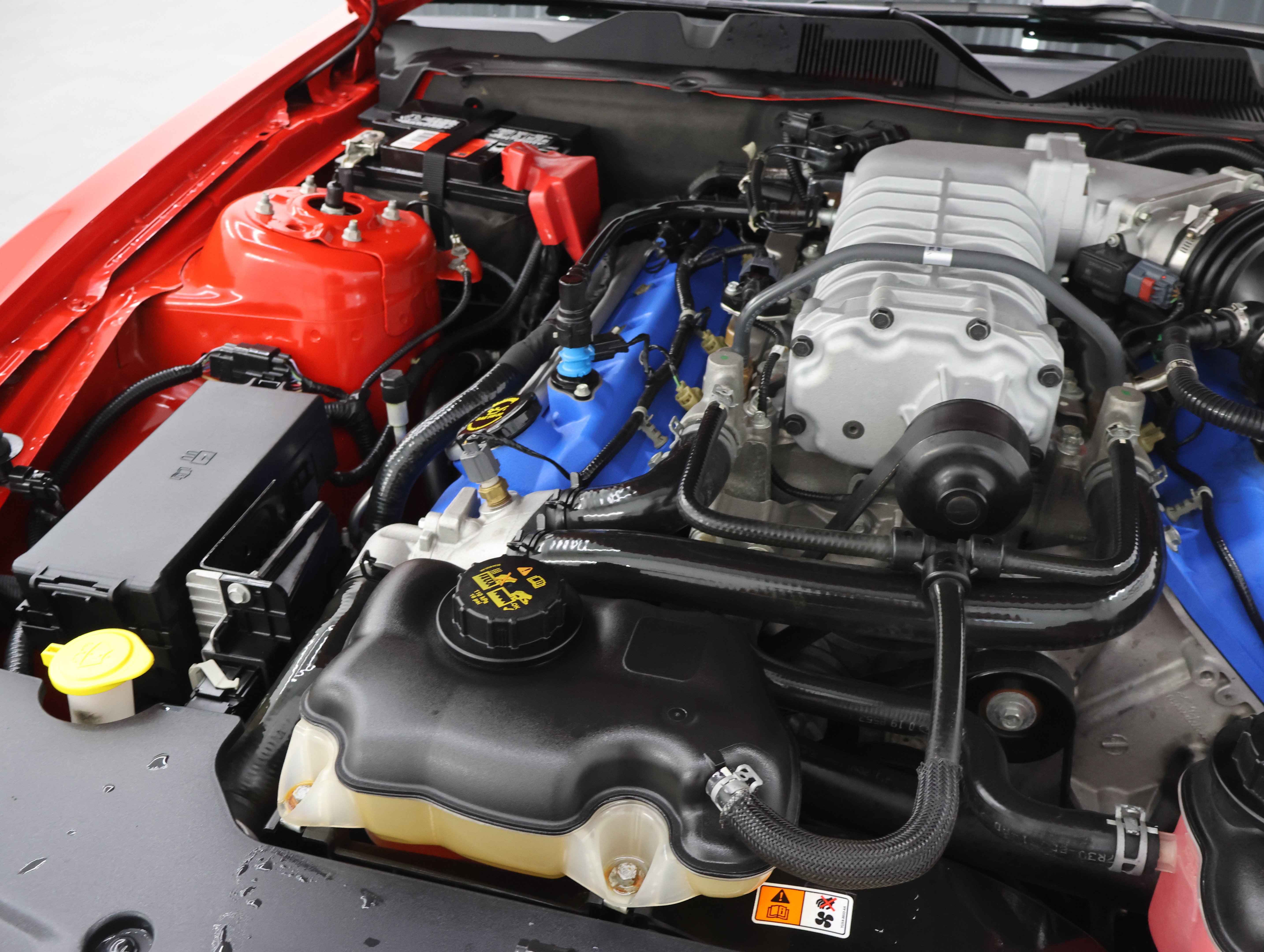 Used 2011 Race Red Ford GT500 Coupe: GT500-6 SPEED STICK-HID LIGHTS-ROUSH EXHAUST image 17