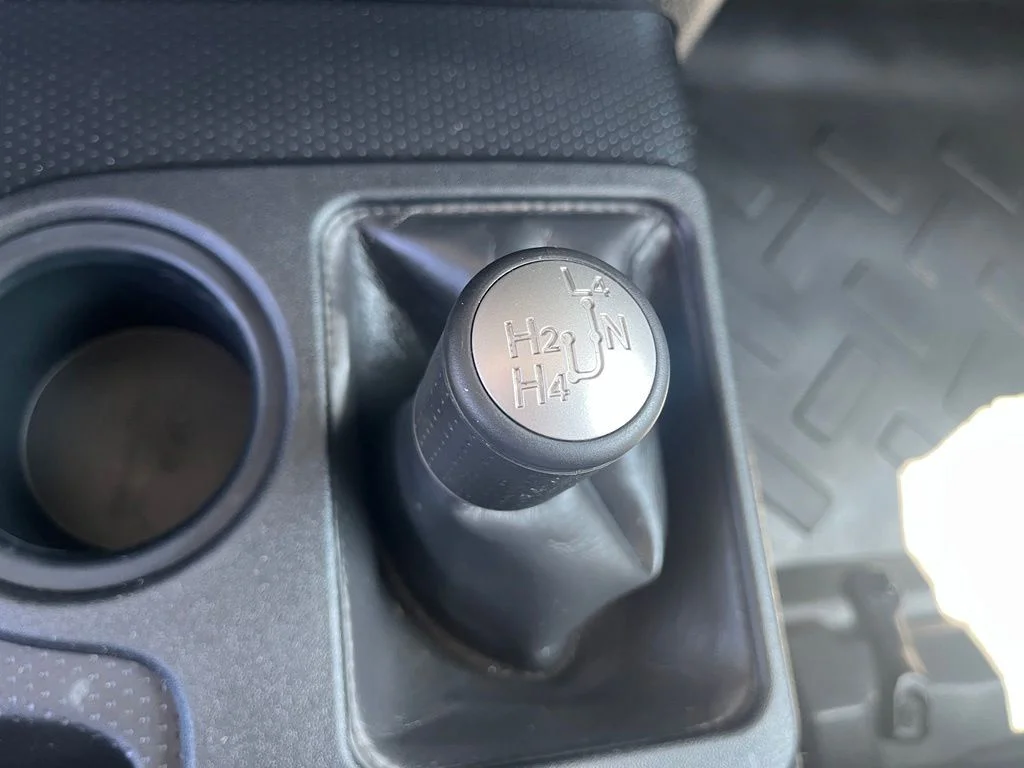 Used 2013 White Toyota Base image 17