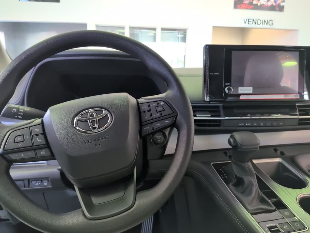 Used 2025 White Toyota LE image 25