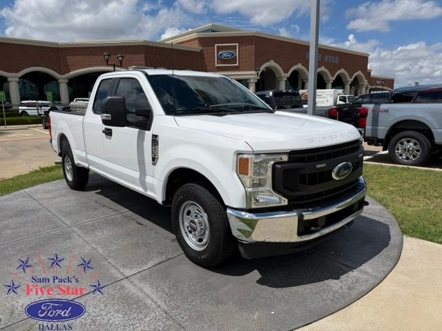 Used 2022 White Ford XL image 1