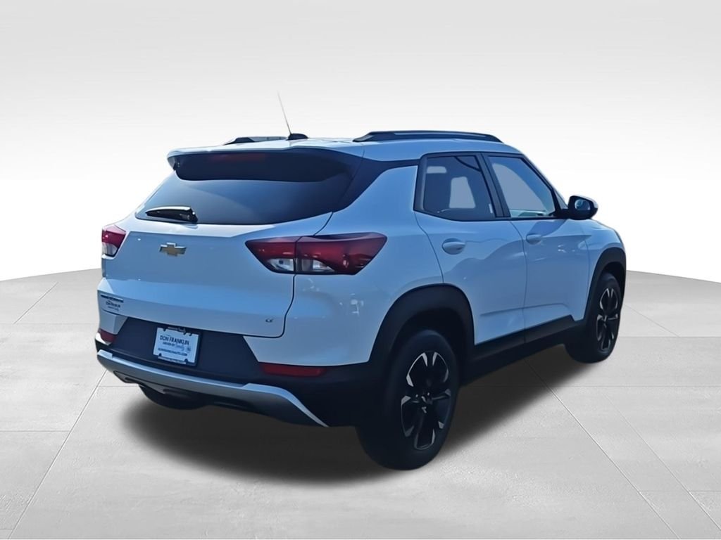 Used 2023 White Chevrolet LT image 8