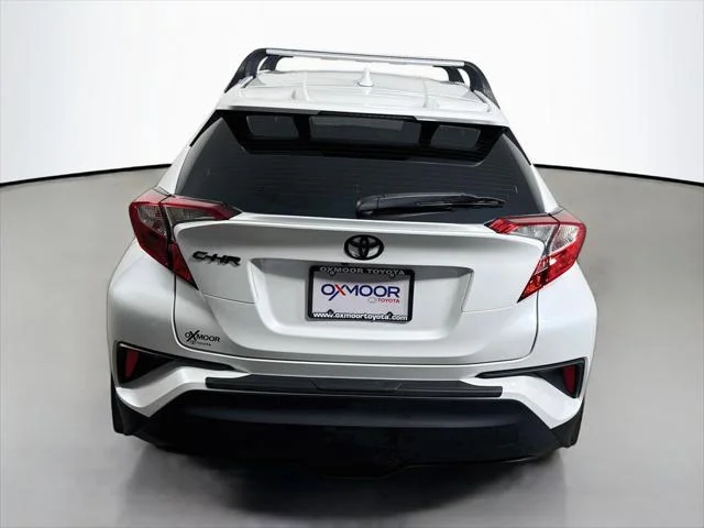 Certified Used 2022 WIND CHILL PEARL Toyota  image 6
