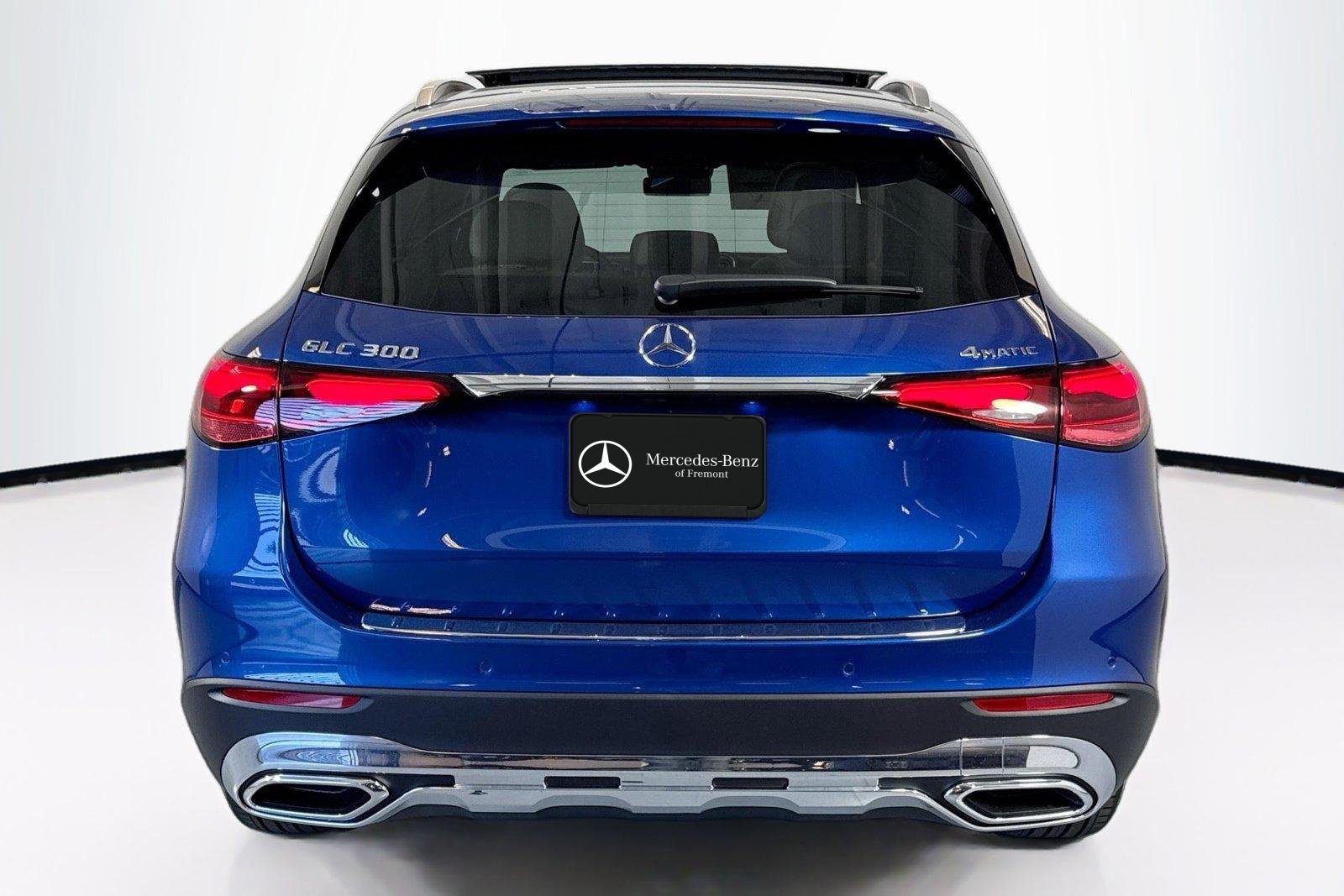 New 2026 Black Mercedes-Benz GLC 300 image 6