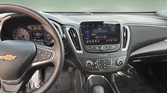 Used 2025 Black Chevrolet LT image 11