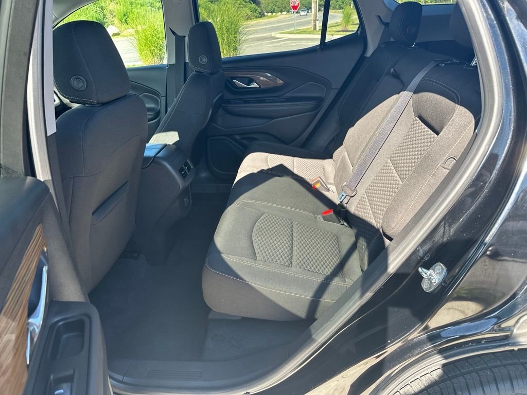 Used 2019 Black GMC SLE image 22