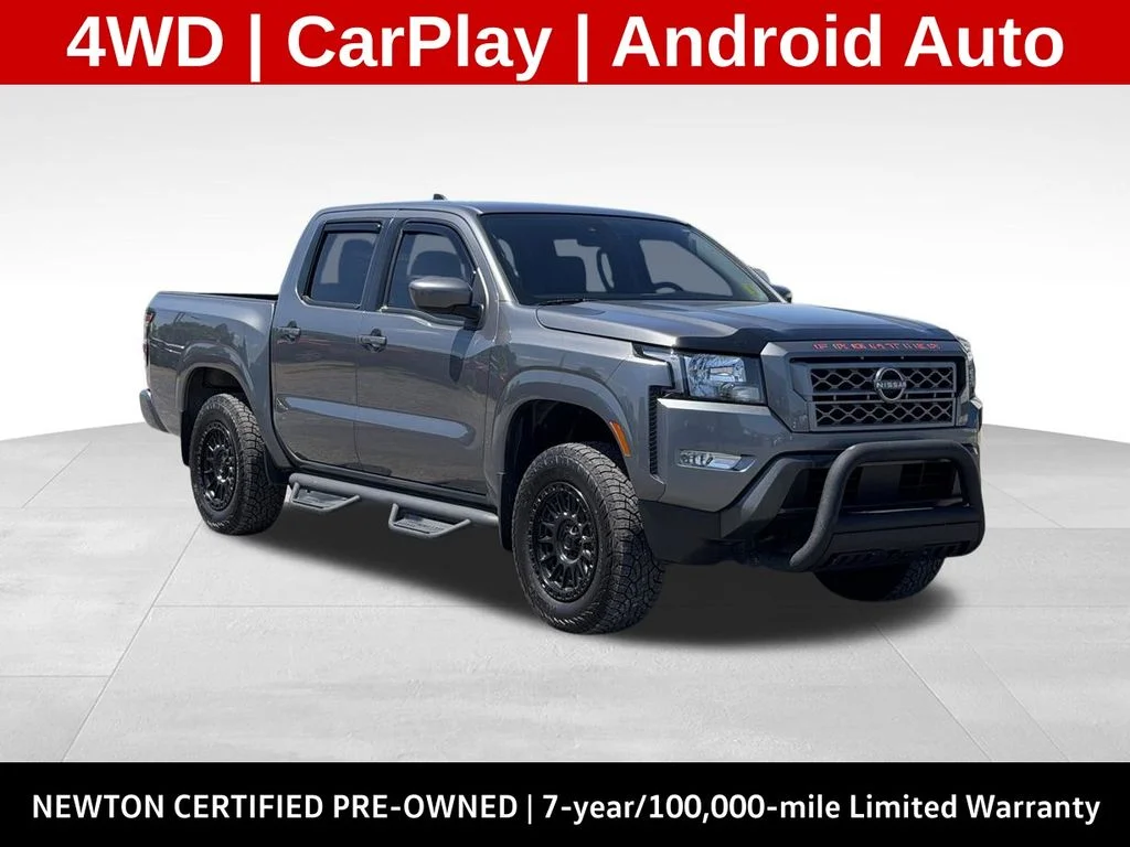 2022 Nissan Frontier SV Crew Cab 4X4 SWB's photo
