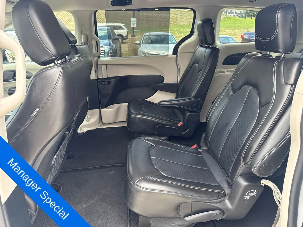 2024 Chrysler Pacifica Touring L - Photo 26