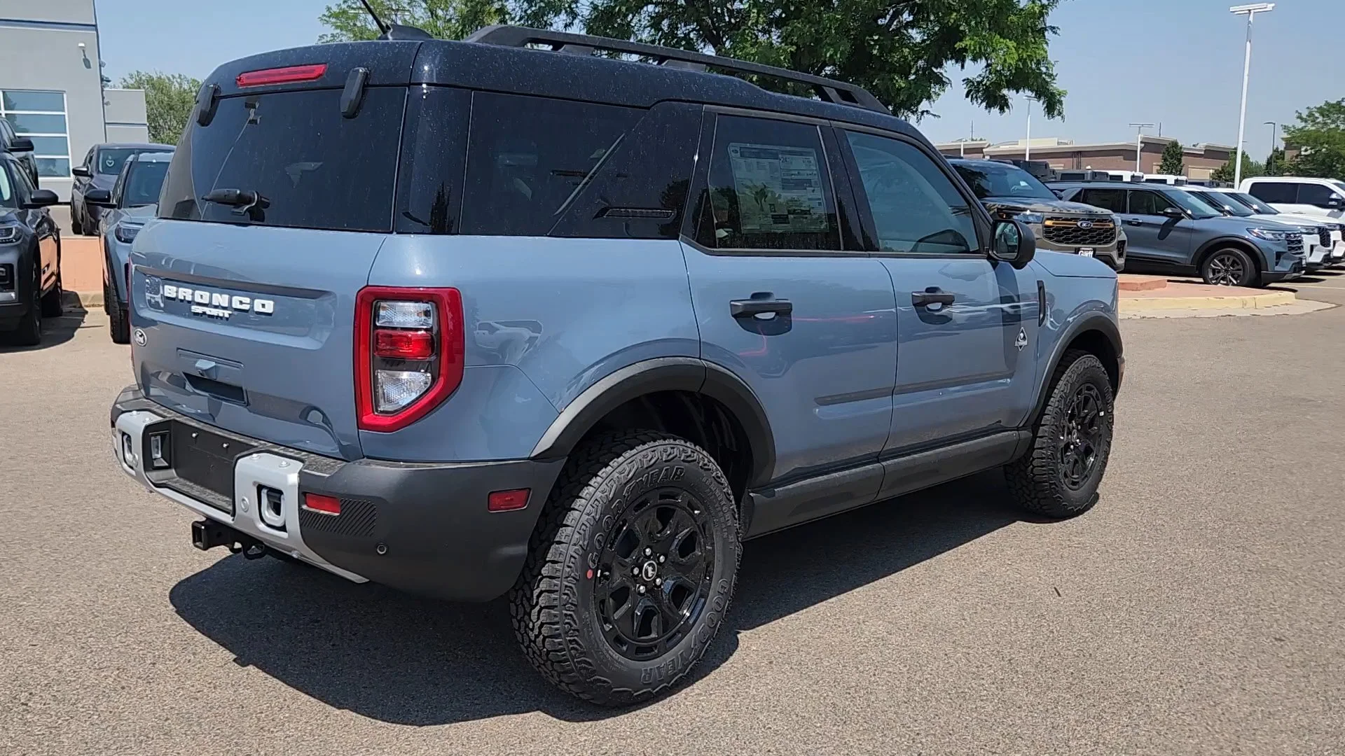 New 2026 Azure Gray Metallic Tri-Coat Ford Outer Banks image 10