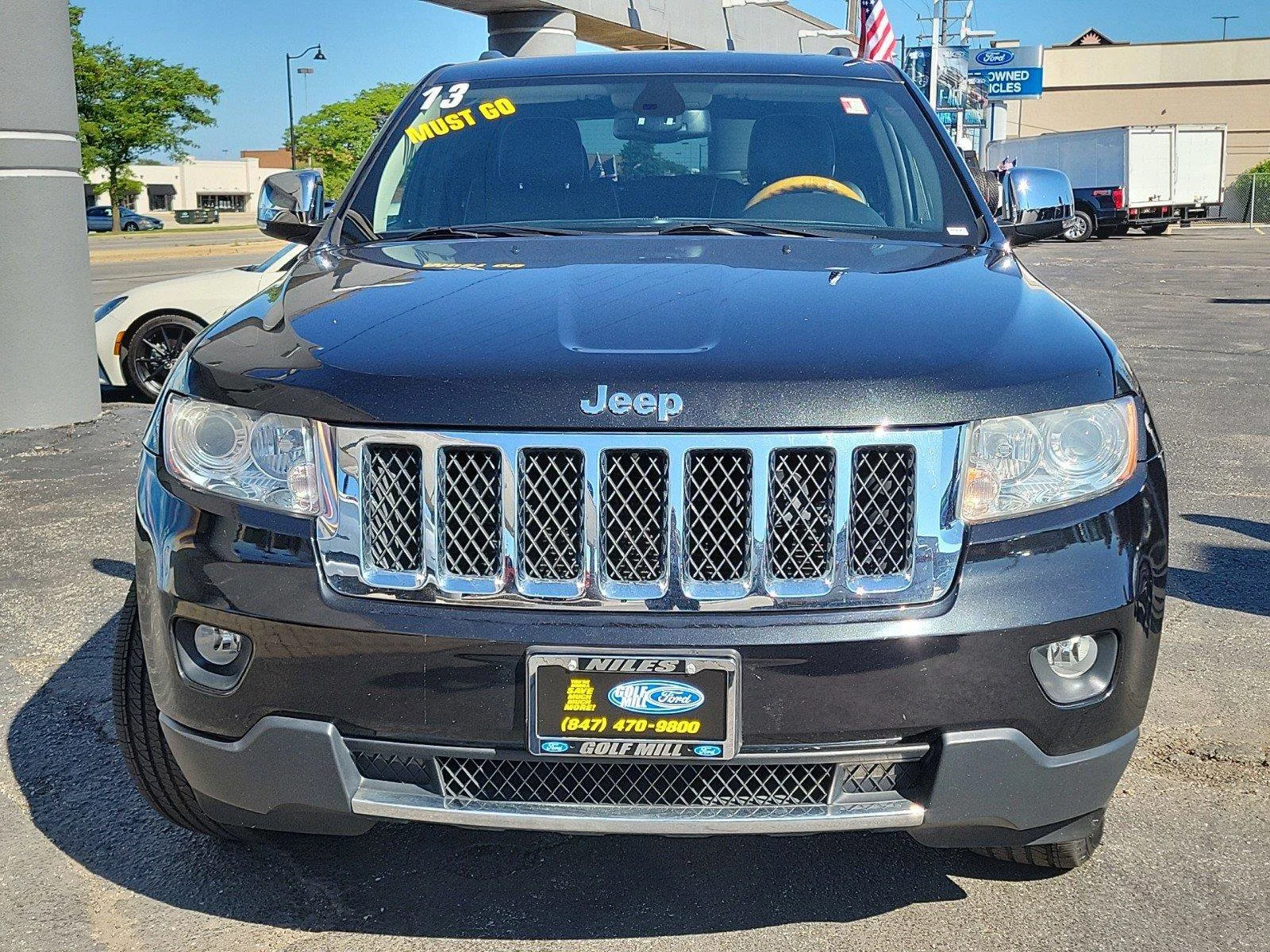 Used 2013 Brilliant Black Crystal Pearl Jeep Overland image 5
