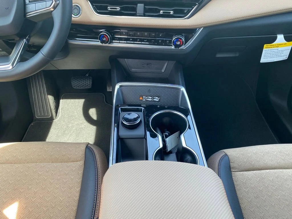 New 2026 Mosaic Black Metallic Chevrolet ACTIV image 15