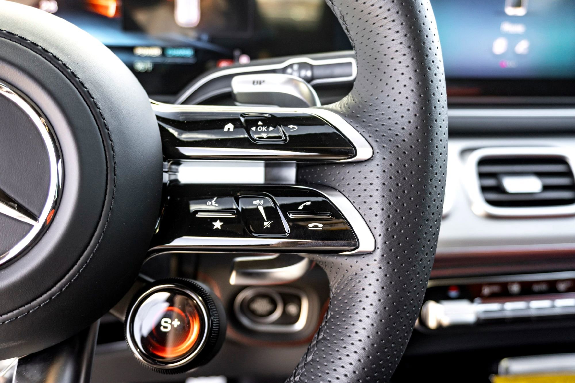 2025 Mercedes-Benz GLE AMG GLE 53 - Photo 43