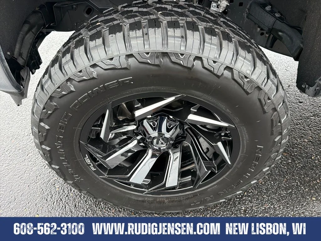 Used 2025 Gray Ford XLT image 25